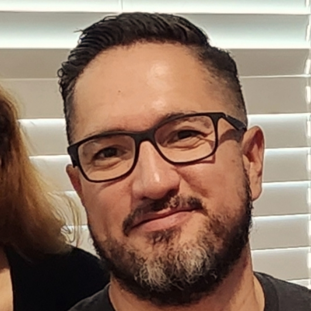 Meet your Posher, Cesar